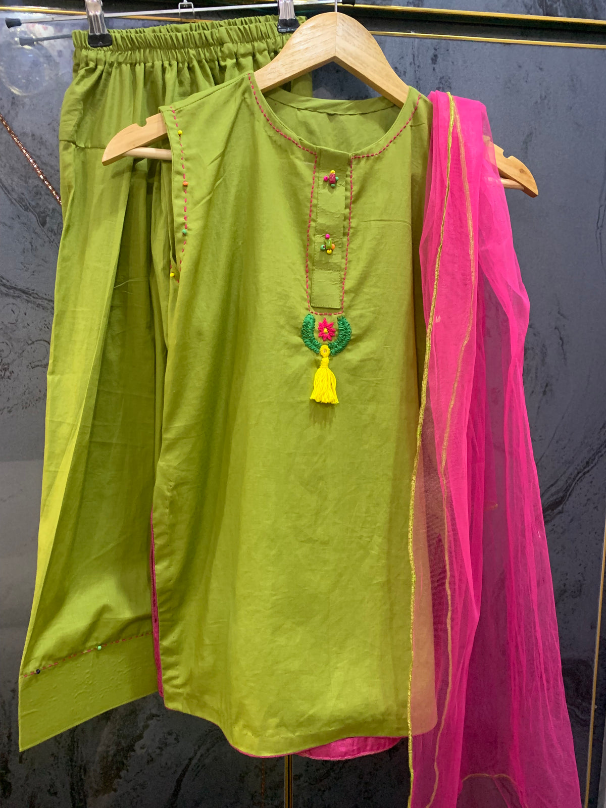 🌸 Beautiful Girls 3-Piece Suit | Lime Green & Pink 💕 | Farshi Shalwar